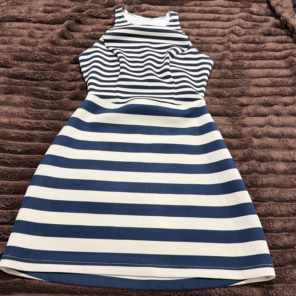 Abercrombie & Fitch Navy and Cream Top